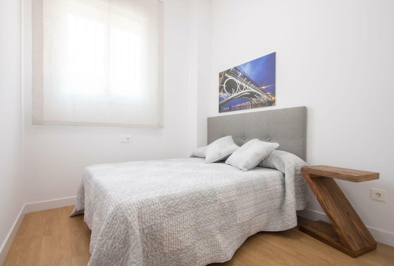 Murallas De Sevilla Apartamento Con Garaje 4 Pax Esterno foto