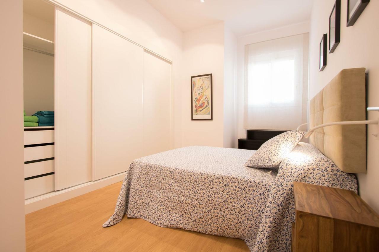 Murallas De Sevilla Apartamento Con Garaje 4 Pax Esterno foto