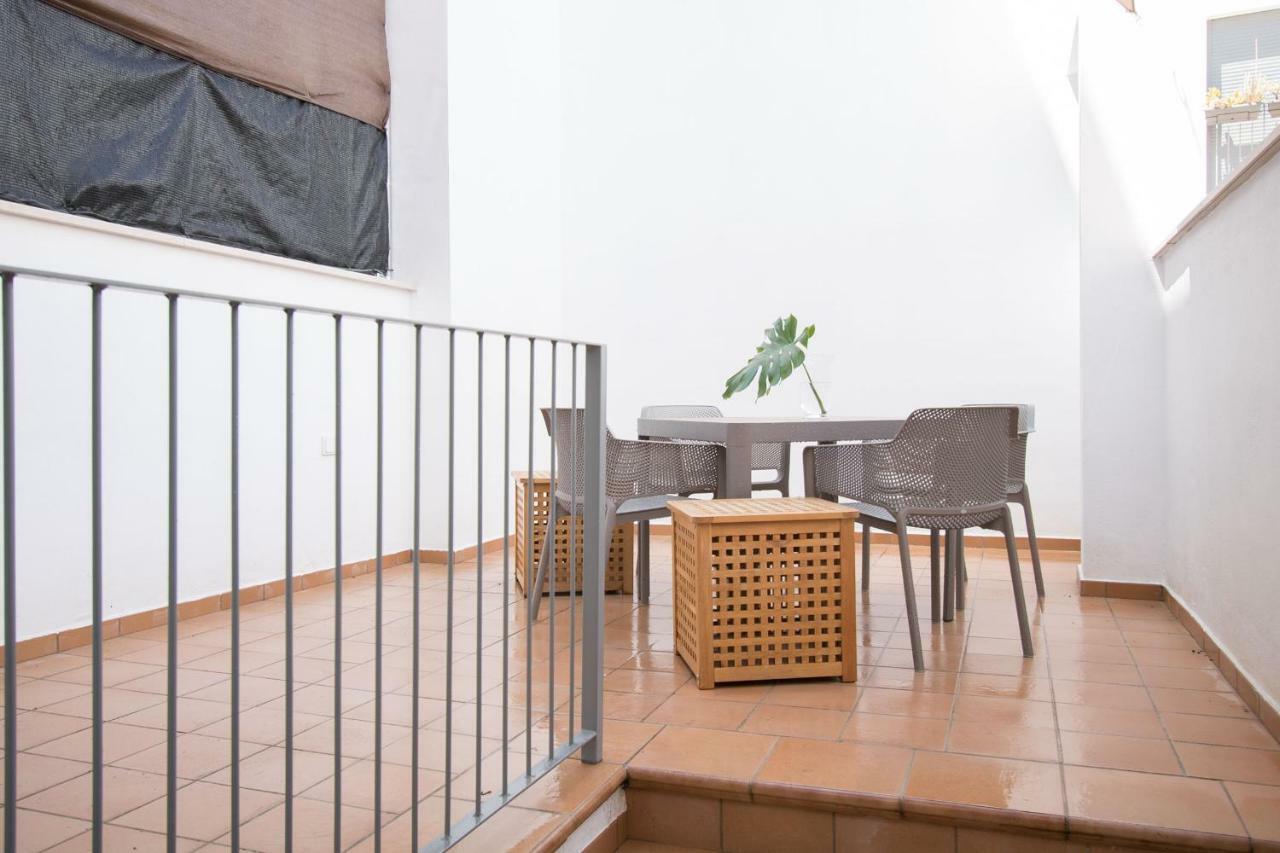 Murallas De Sevilla Apartamento Con Garaje 4 Pax Esterno foto