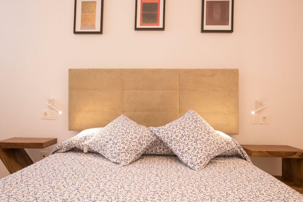 Murallas De Sevilla Apartamento Con Garaje 4 Pax Esterno foto